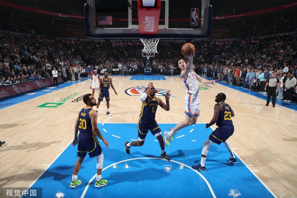 让她感到恐 让她感到恐