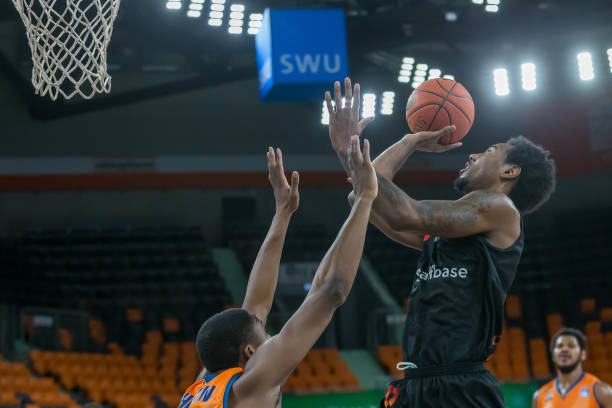 深入分析 深入分析