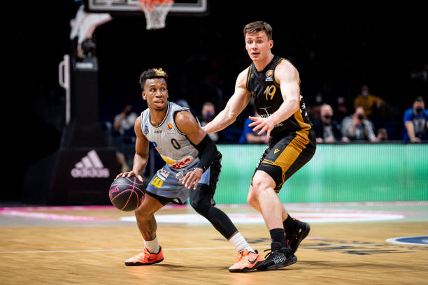 境中找到机 境中找到机